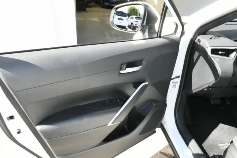 Toyota Corolla Cross din 2022 cu 25.700 km - oferta TOY146343 - foto 19