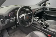 Porsche Cayenne din 2023 cu 16.125 km - oferta POR146359 - foto 14
