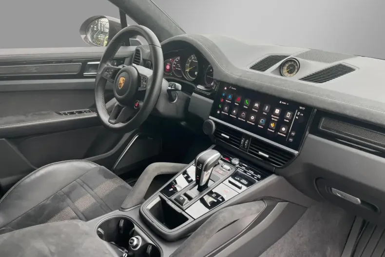 Porsche Cayenne din 2023 cu 16.125 km - oferta POR146359 - foto 18