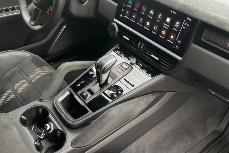 Porsche Cayenne din 2023 cu 16.125 km - oferta POR146359 - foto 19