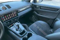 Porsche Cayenne din 2023 cu 16.125 km - oferta POR146359 - foto 27