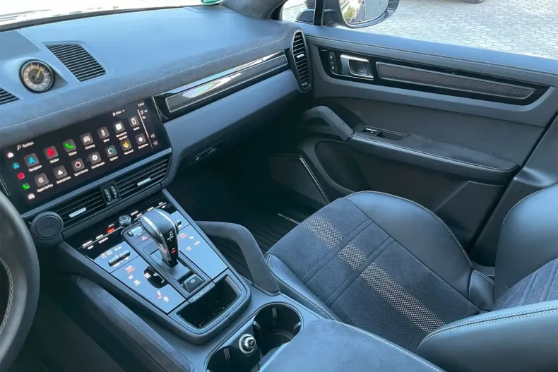 Porsche Cayenne din 2023 cu 16.125 km - oferta POR146359 - foto 27