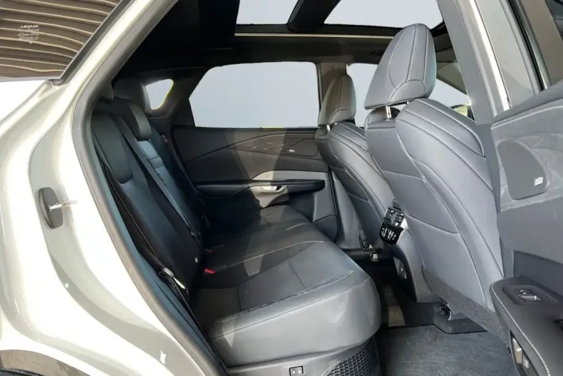 Lexus RX 500 din 2024 cu 18.500 km - oferta LEX146360 - foto 17
