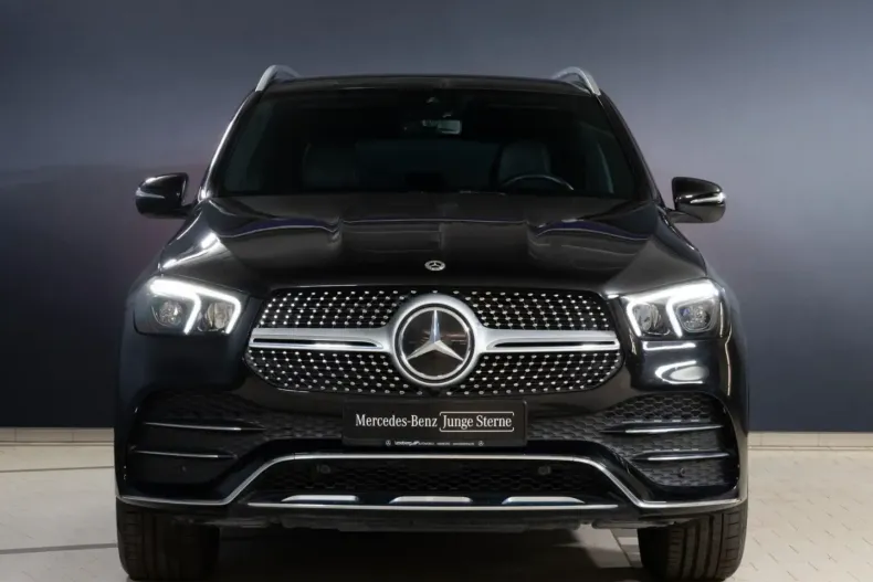 Mercedes-Benz GLE 300 din 2024 cu 13.946 km - oferta MER146363 - foto 1