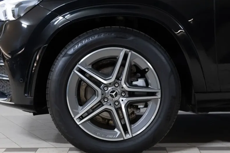 Mercedes-Benz GLE 300 din 2024 cu 13.946 km - oferta MER146363 - foto 6