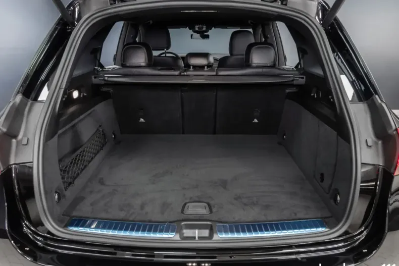 Mercedes-Benz GLE 300 din 2024 cu 13.946 km - oferta MER146363 - foto 8