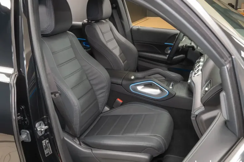 Mercedes-Benz GLE 300 din 2024 cu 13.946 km - oferta MER146363 - foto 15