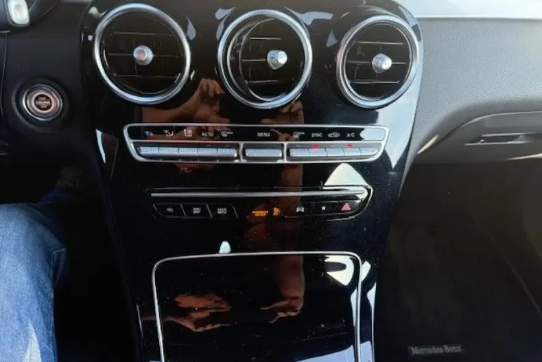 Mercedes-Benz GLC 300 din 2020 cu 104.050 km - oferta MER146376 - foto 13