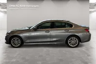 BMW 330 din 2023 cu 57.118 km - oferta BMW146379 - foto 3