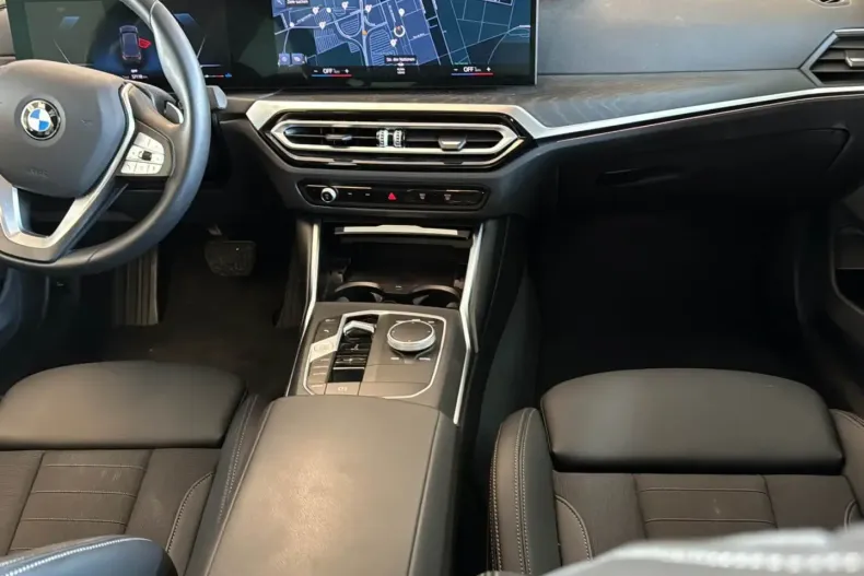 BMW 330 din 2023 cu 57.118 km - oferta BMW146379 - foto 7