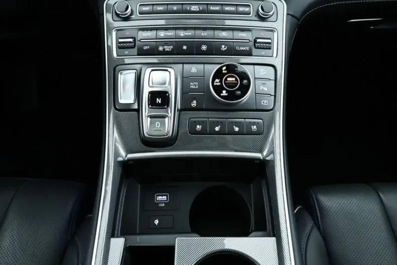 Hyundai SANTA FE din 2022 cu 83.187 km - oferta HYU146381 - foto 13