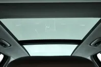 Hyundai SANTA FE din 2022 cu 83.187 km - oferta HYU146381 - foto 16