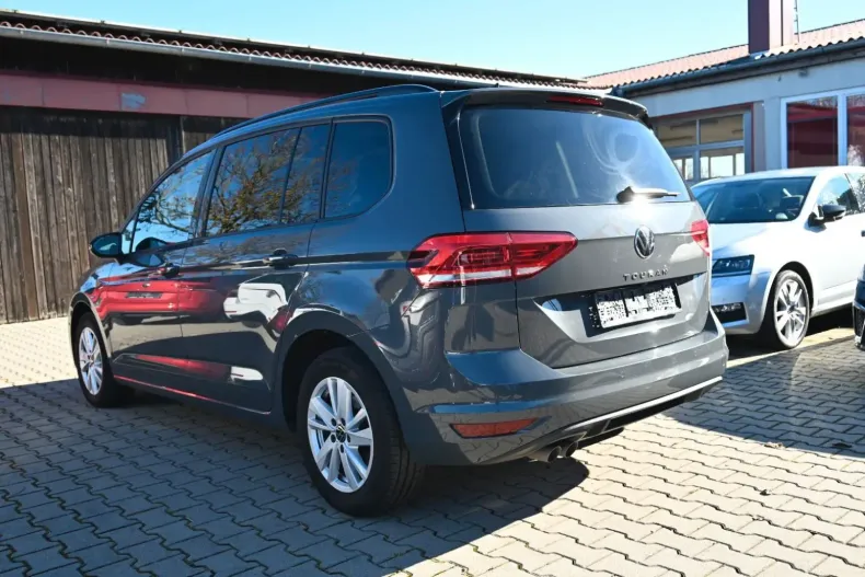 Volkswagen Touran din 2022 cu 59.800 km - oferta VOL146382 - foto 5