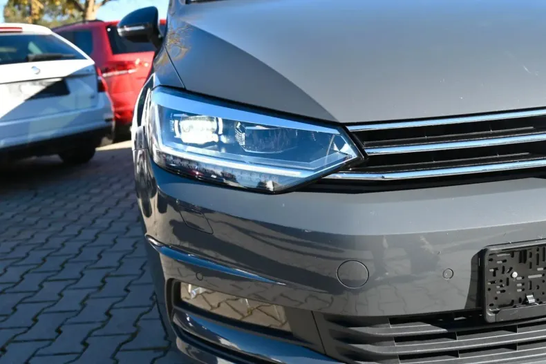 Volkswagen Touran din 2022 cu 59.800 km - oferta VOL146382 - foto 9