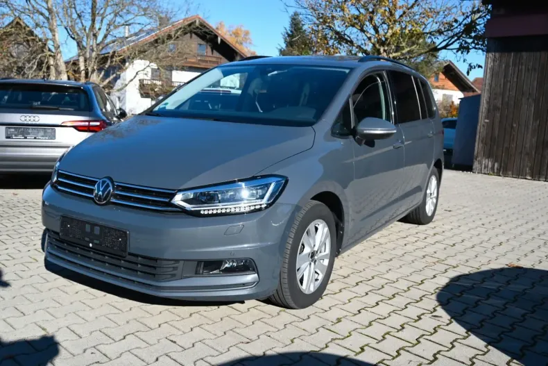 Volkswagen Touran din 2022 cu 59.800 km - oferta VOL146382 - foto 11