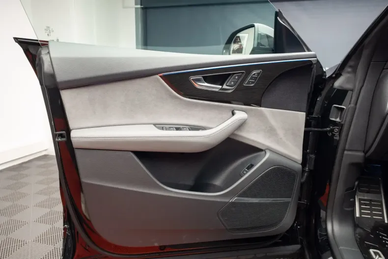 Audi Q8 din 2024 cu 21.000 km - oferta AUD146385 - foto 17