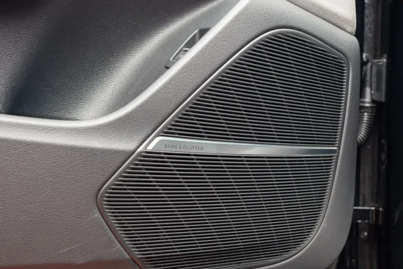 Audi Q8 din 2024 cu 21.000 km - oferta AUD146385 - foto 18