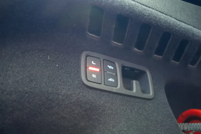 Audi Q8 din 2024 cu 21.000 km - oferta AUD146385 - foto 34