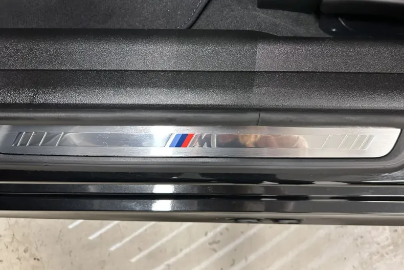 BMW 330 din 2025 cu 11.004 km - oferta BMW146391 - foto 33