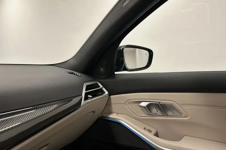 BMW 330 din 2025 cu 11.004 km - oferta BMW146391 - foto 35