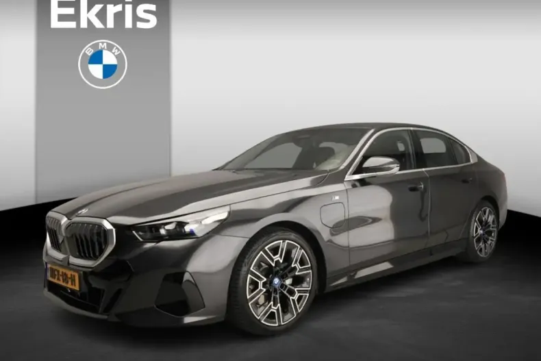 BMW 530 din 2025 cu 13.000 km - oferta BMW146392 - foto 1