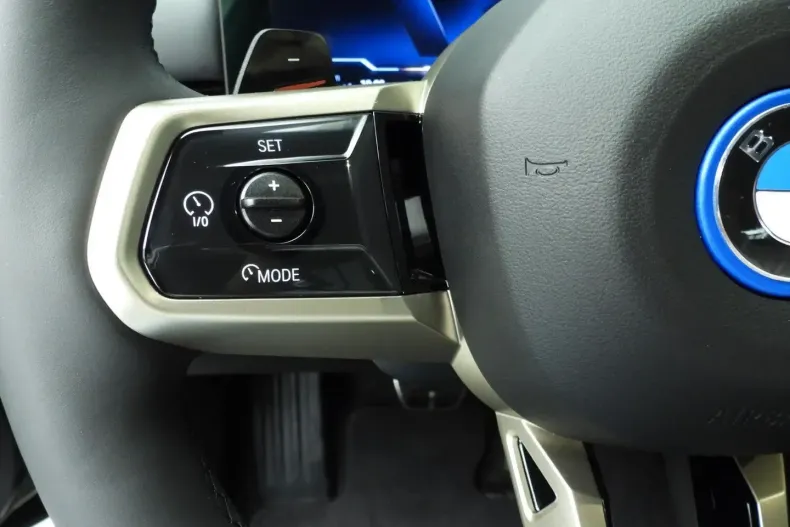 BMW 530 din 2025 cu 13.000 km - oferta BMW146392 - foto 13