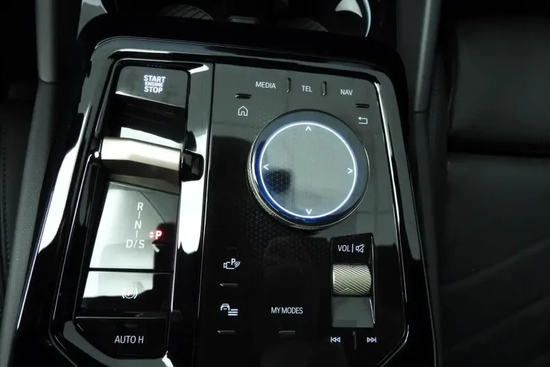 BMW 530 din 2025 cu 13.000 km - oferta BMW146392 - foto 16