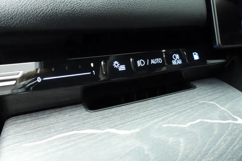 BMW 530 din 2025 cu 13.000 km - oferta BMW146392 - foto 33