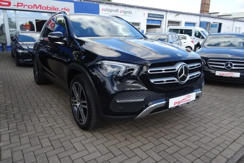 Mercedes-Benz GLE 300 din 2022 cu 99.970 km - oferta MER146393 - foto 3