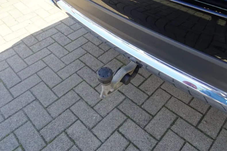 Mercedes-Benz GLE 300 din 2022 cu 99.970 km - oferta MER146393 - foto 15