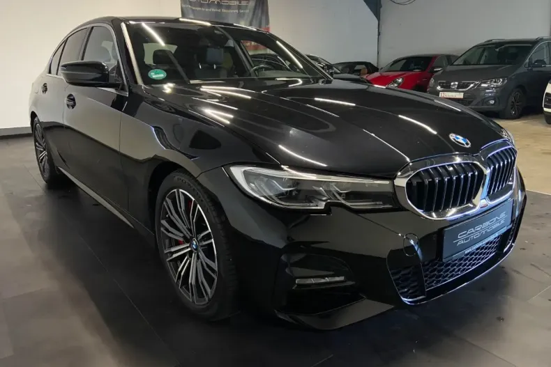 BMW 330 din 2022 cu 29.753 km - oferta BMW146399 - foto 4