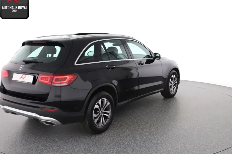 Mercedes-Benz GLC 200 din 2022 cu 66.183 km - oferta MER146401 - foto 5