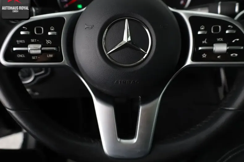 Mercedes-Benz GLC 200 din 2022 cu 66.183 km - oferta MER146401 - foto 14