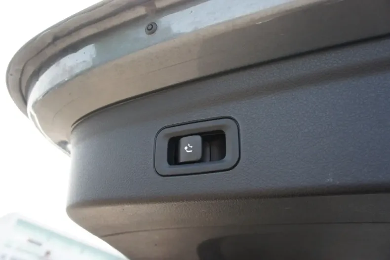 Mercedes-Benz GLE 300 din 2022 cu 100.000 km - oferta MER146407 - foto 8