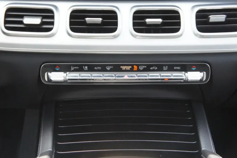 Mercedes-Benz GLE 300 din 2022 cu 100.000 km - oferta MER146407 - foto 19