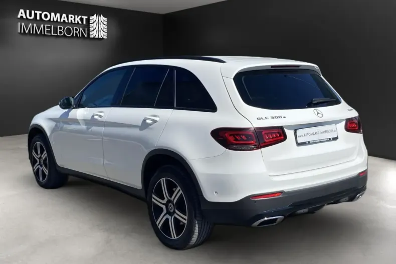 Mercedes-Benz GLC 300 din 2022 cu 77.900 km - oferta MER146414 - foto 5