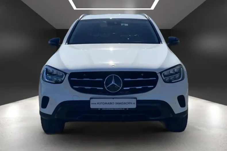 Mercedes-Benz GLC 300 din 2022 cu 77.900 km - oferta MER146414 - foto 9