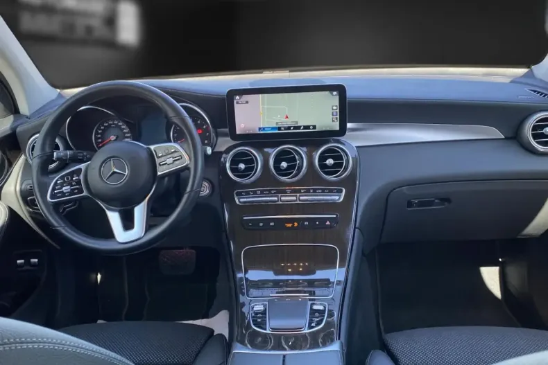 Mercedes-Benz GLC 300 din 2022 cu 77.900 km - oferta MER146414 - foto 13