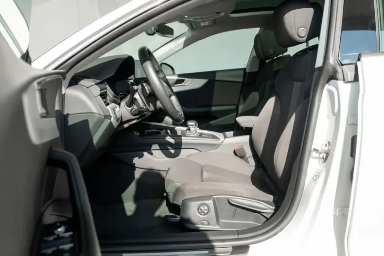 Audi A5 din 2021 cu 78.199 km - oferta AUD146420 - foto 6