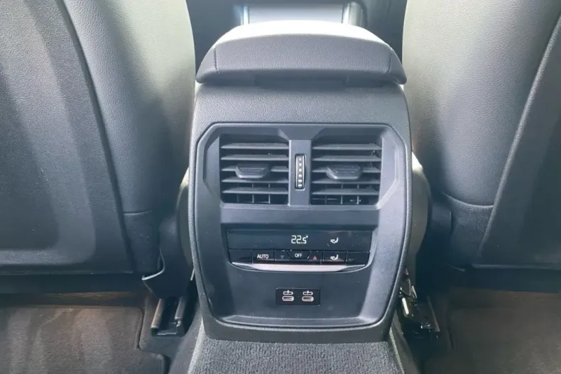 BMW 320 din 2024 cu 18.200 km - oferta BMW146421 - foto 16