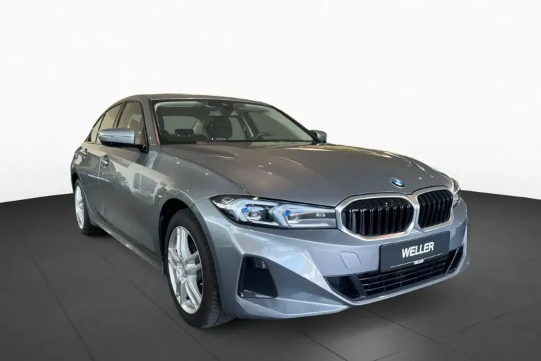 BMW 320 din 2023 cu 45.229 km - oferta BMW146425 - foto 3