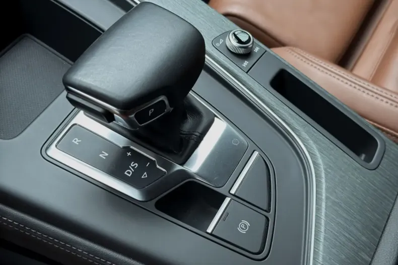 Audi A5 din 2022 cu 59.527 km - oferta AUD146428 - foto 10