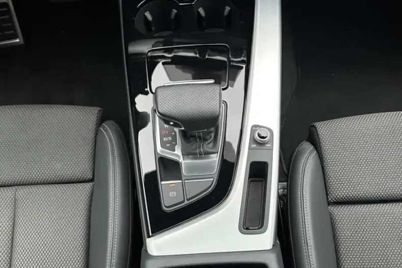 Audi A5 din 2022 cu 76.450 km - oferta AUD146430 - foto 13