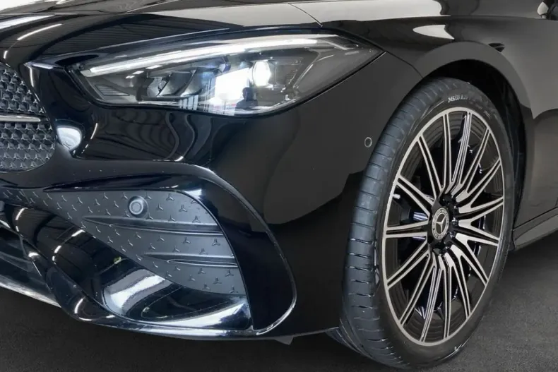 Mercedes-Benz CLE 200 din 2024 cu 11.645 km - oferta MER146441 - foto 4