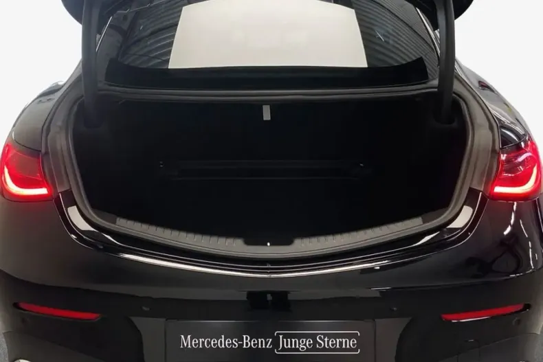 Mercedes-Benz CLE 200 din 2024 cu 11.645 km - oferta MER146441 - foto 5