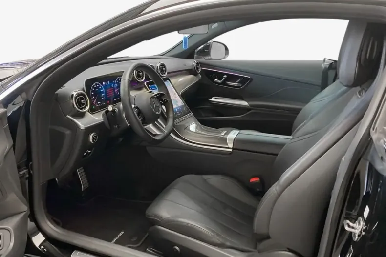 Mercedes-Benz CLE 200 din 2024 cu 11.645 km - oferta MER146441 - foto 6