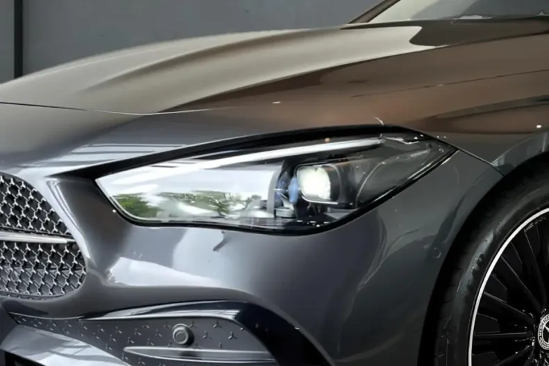 Mercedes-Benz CLE 200 din 2024 cu 10.900 km - oferta MER146442 - foto 4