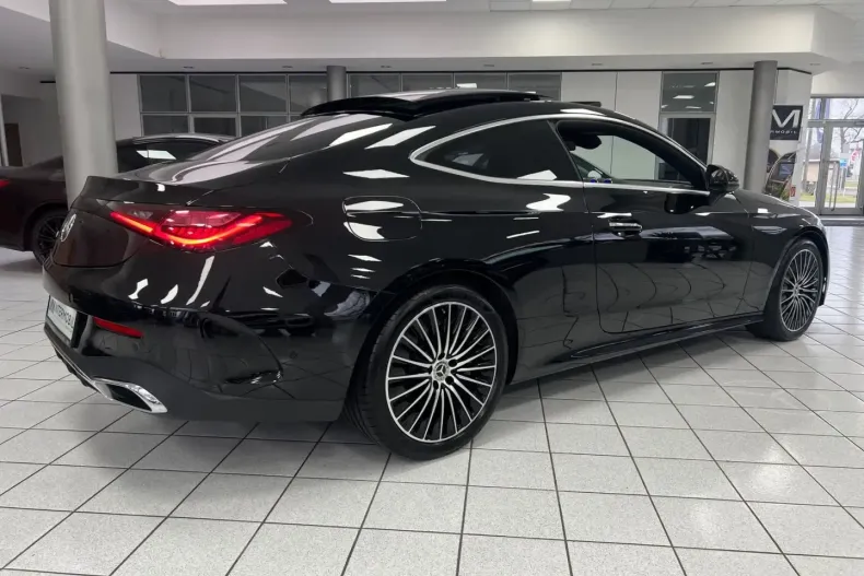 Mercedes-Benz CLE 200 din 2023 cu 15.500 km - oferta MER146444 - foto 4