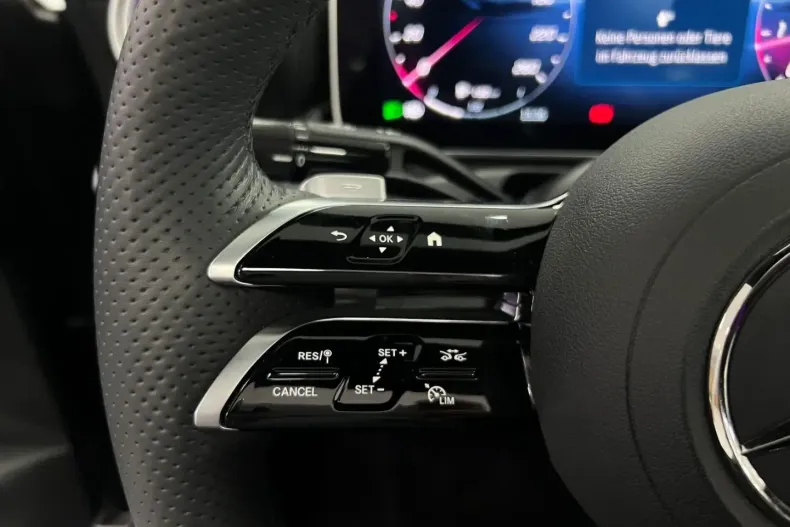 Mercedes-Benz CLE 200 din 2023 cu 15.500 km - oferta MER146444 - foto 14