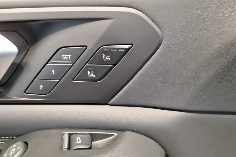 BMW X5 din 2022 cu 71.671 km - oferta BMW146457 - foto 16